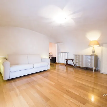 בית הארחה Tilo